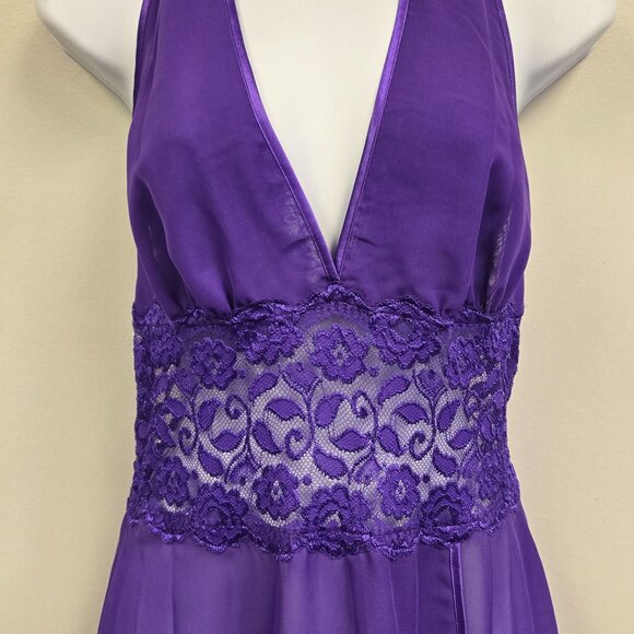 Cinema Etoile Seductivewear Purple Lace Sheer Robe and Chemise Set Medium - Picture 11 of 15